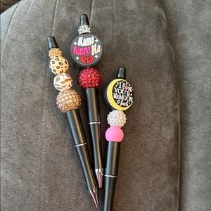 Decorative Black and Gold Pens Set